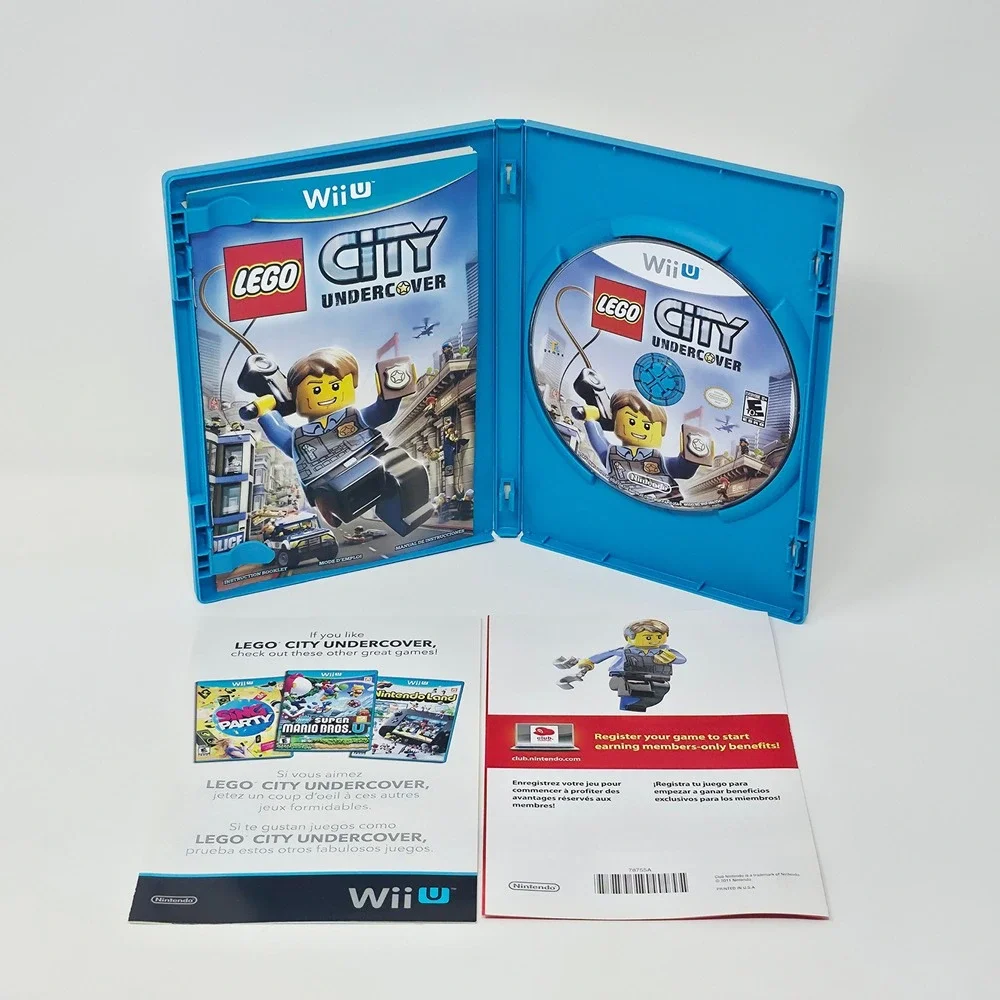 Nintendo Wii U Lego City Undercover Video Game Blue Complete in Box Tested